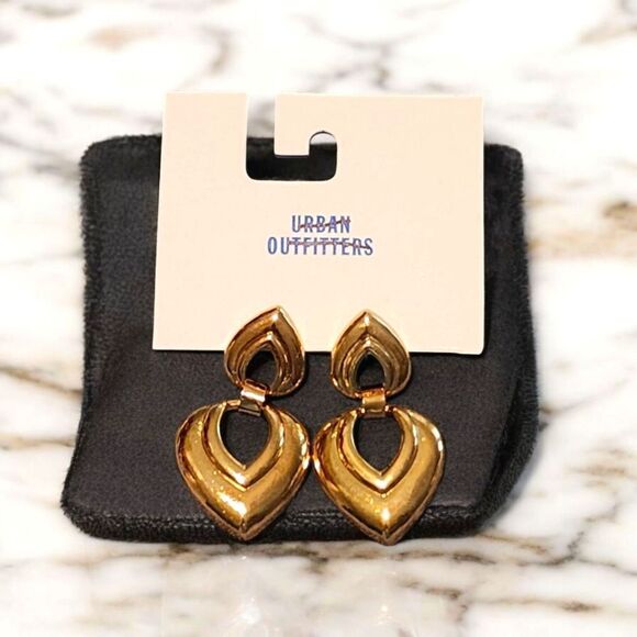 NEW Urban Outfitters Jewelry Earrings - Picture 1 of 1